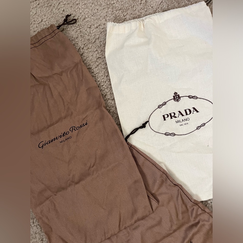 Small Prada and Gucci Dust Bags Set - Picture 2 of 4